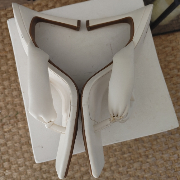 INC Sageep Cream High Heel Sandals 9M - Picture 10 of 13